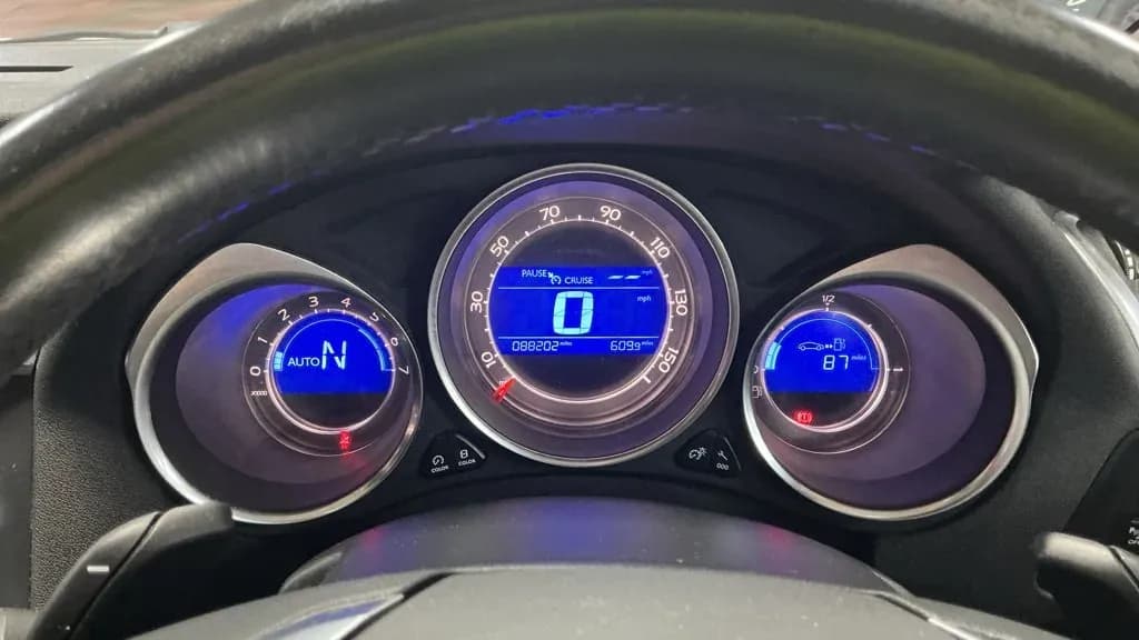 Vehicle photo — dashboard