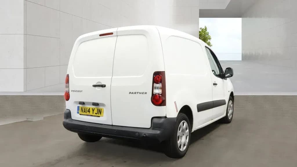 Vehicle photo — osr three quarter