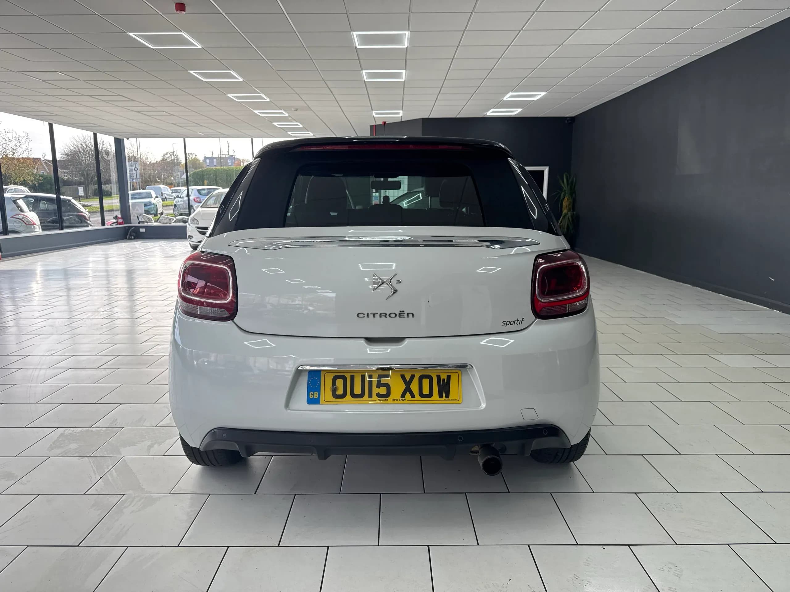 Vehicle photo