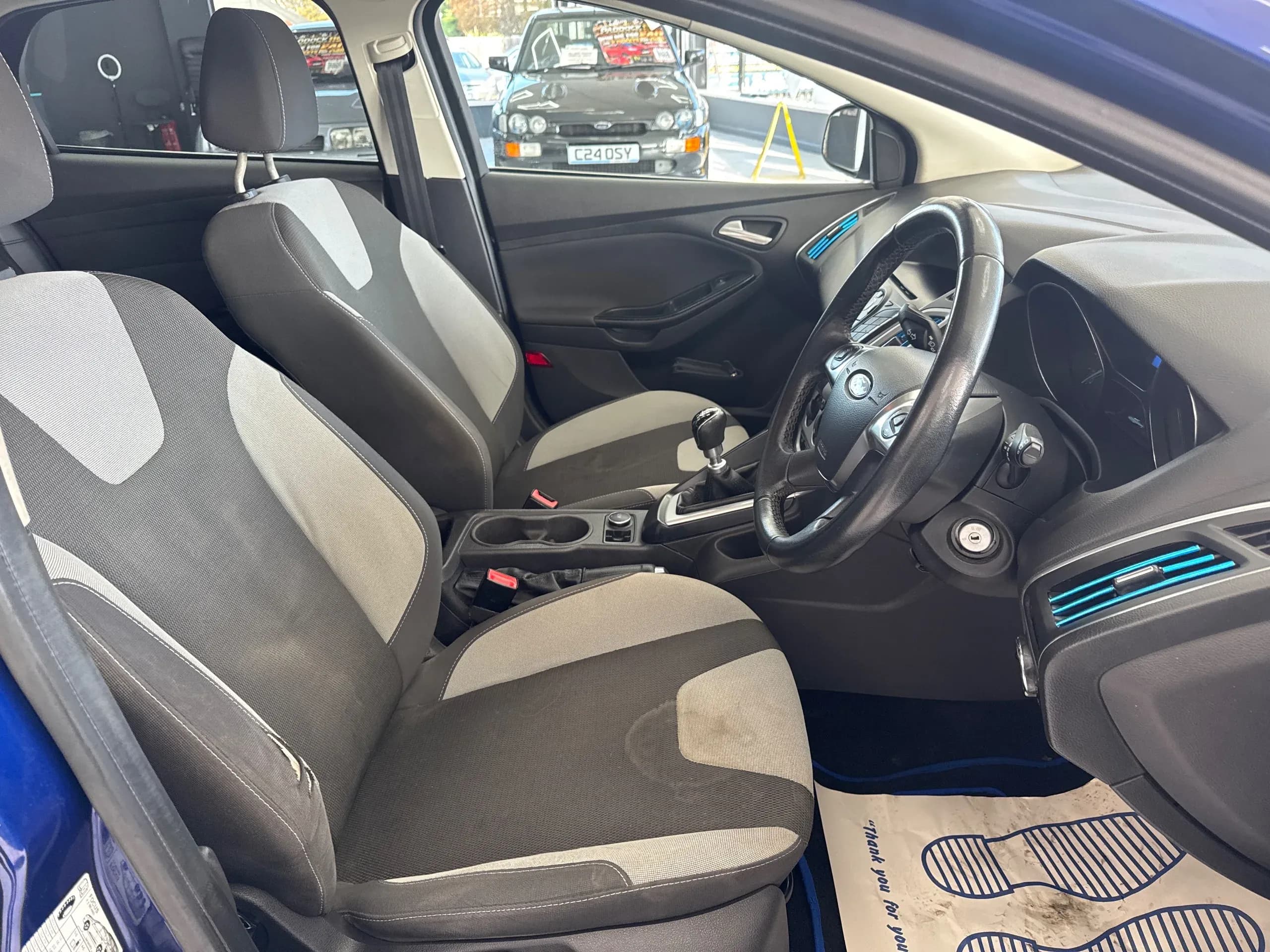 Vehicle photo — front interior